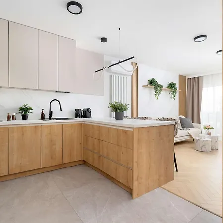 Stylowy Z Parkingiem & Balkonem, Blisko Wisly By Renters Appartamento