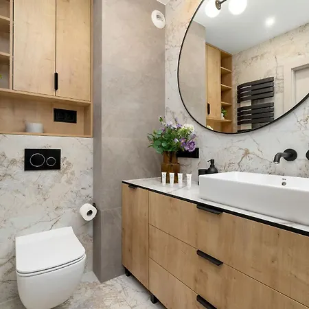 Appartamento Stylowy Z Parkingiem & Balkonem, Blisko Wisly By Renters *