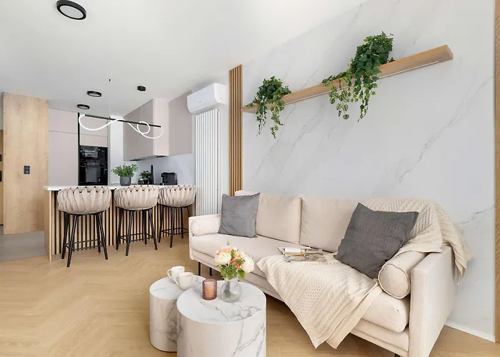 Stylowy Z Parkingiem & Balkonem, Blisko Wisly By Renters 아파트 *