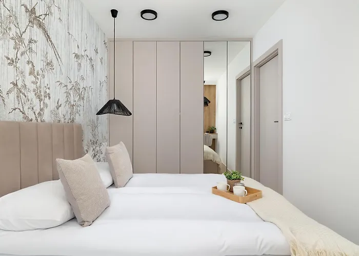 Stylowy Z Parkingiem & Balkonem, Blisko Wisly By Renters 크라쿠프