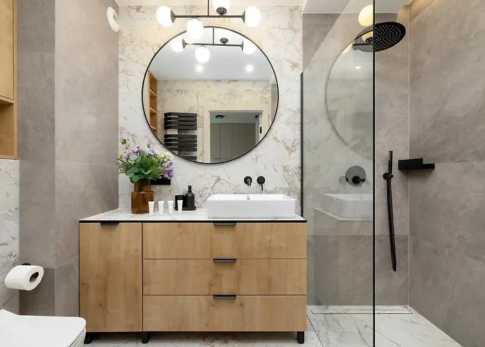 Stylowy Z Parkingiem & Balkonem, Blisko Wisly By Renters 아파트 *